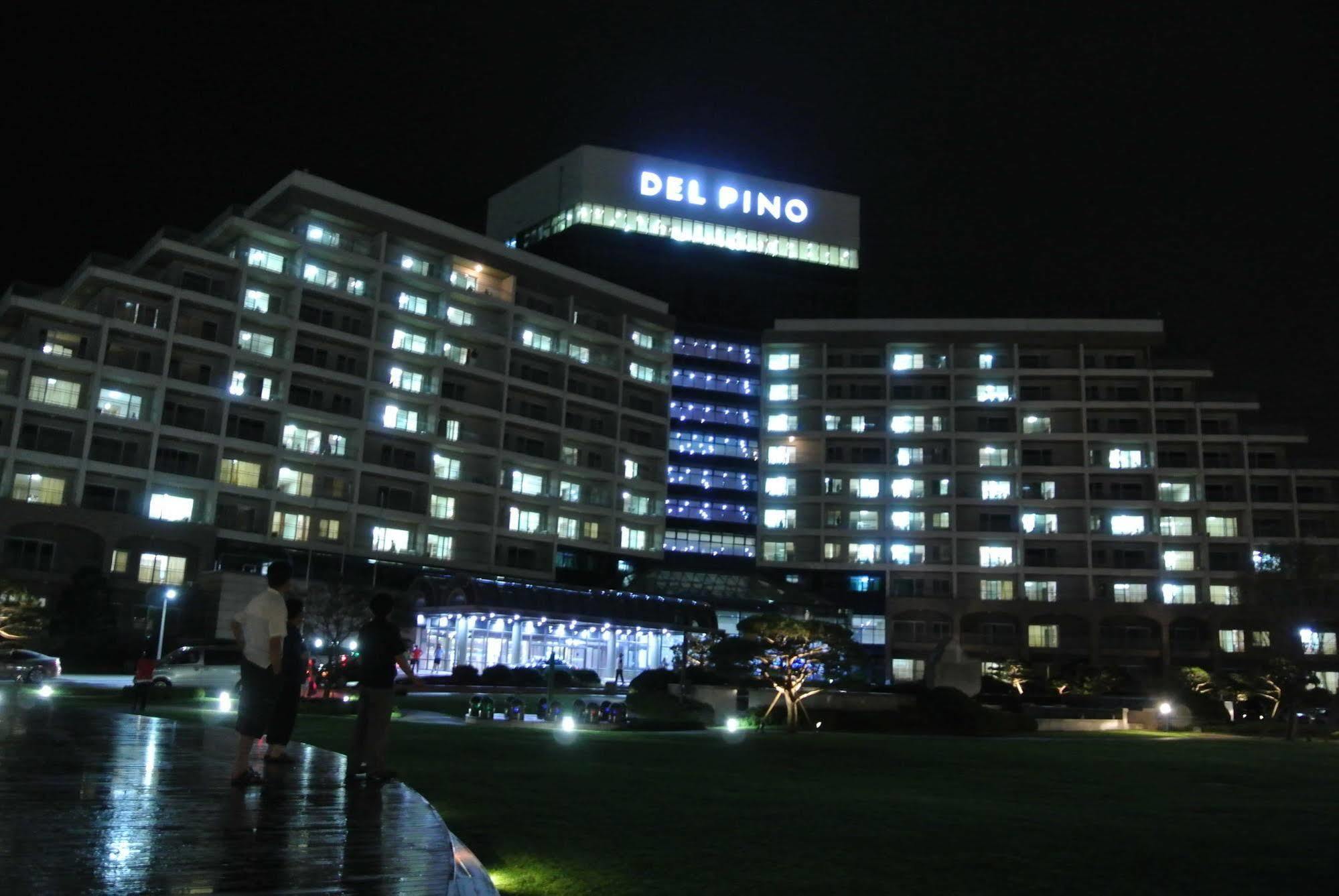Delpino Resort